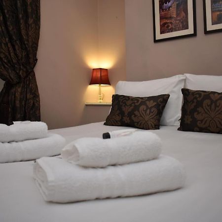 West Port - 2Br In The Heart Of The Old Town Just Off The Grassmarket Эдинбург Экстерьер фото