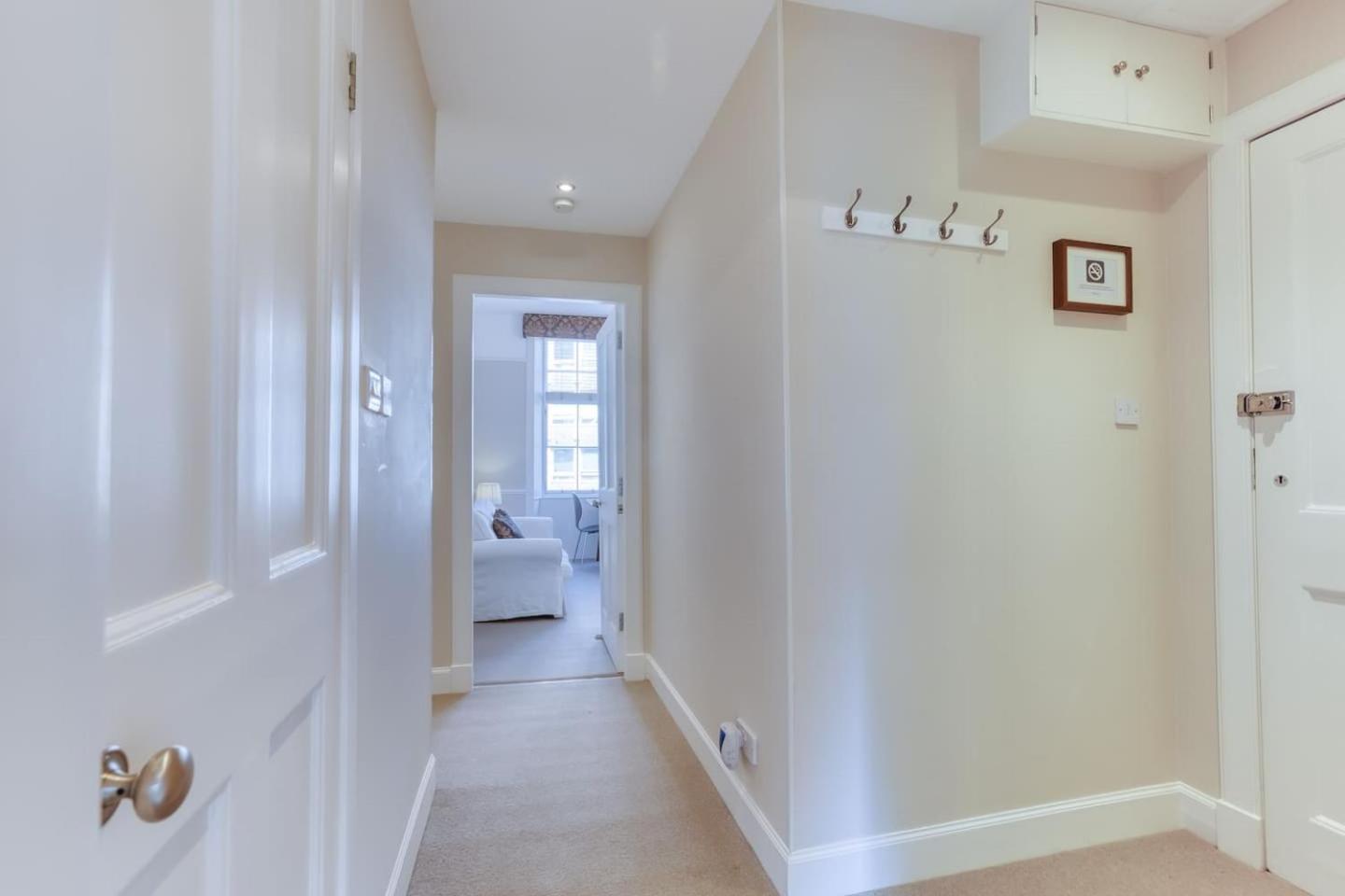 West Port - 2Br In The Heart Of The Old Town Just Off The Grassmarket Эдинбург Экстерьер фото